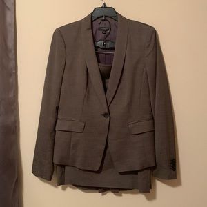 Ann Taylor Skirt Suit Set (4/6)